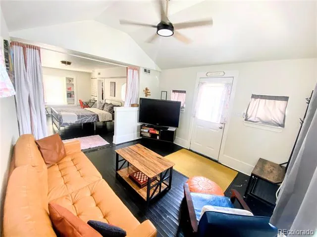 1009-1007 Boulder Street Colorado Springs, CO 80903