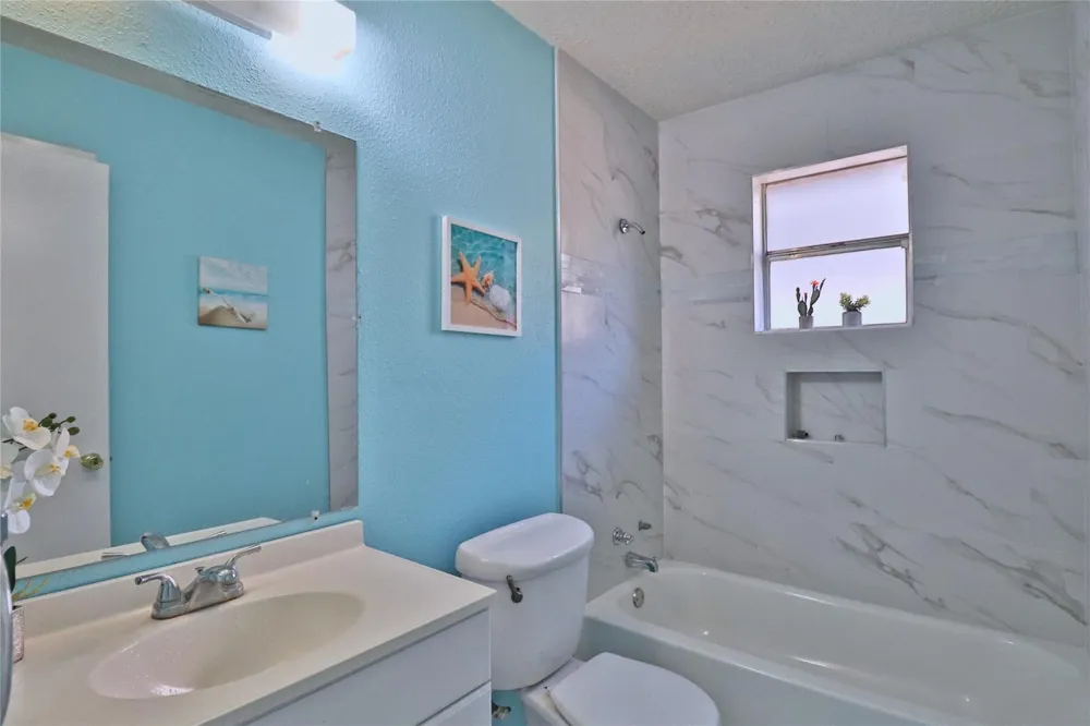 2706 S Brompton Drive Pearland, TX 77584