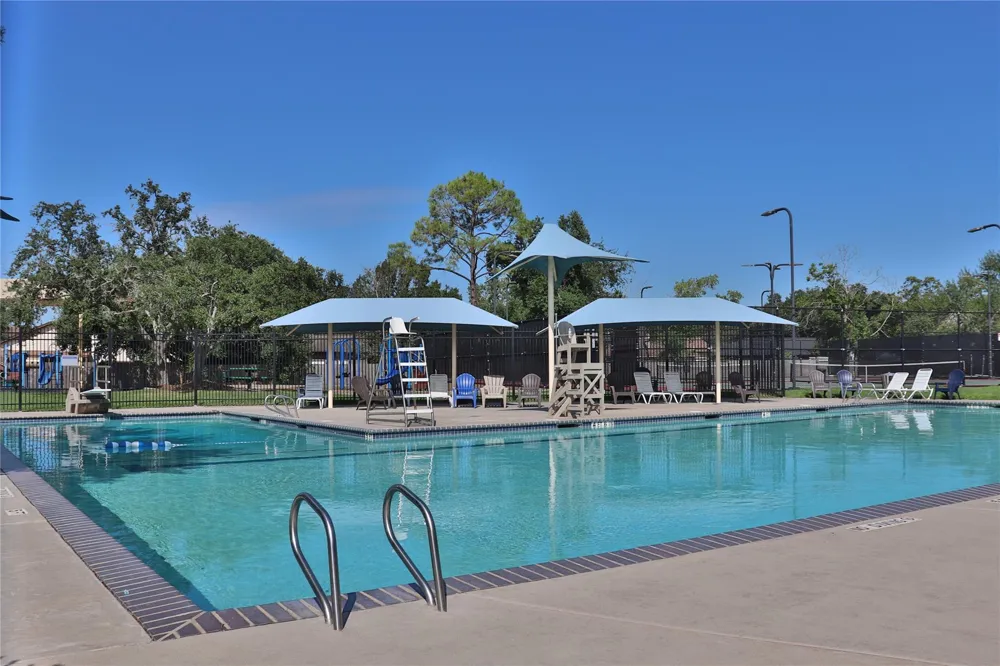 2706 S Brompton Drive Pearland, TX 77584