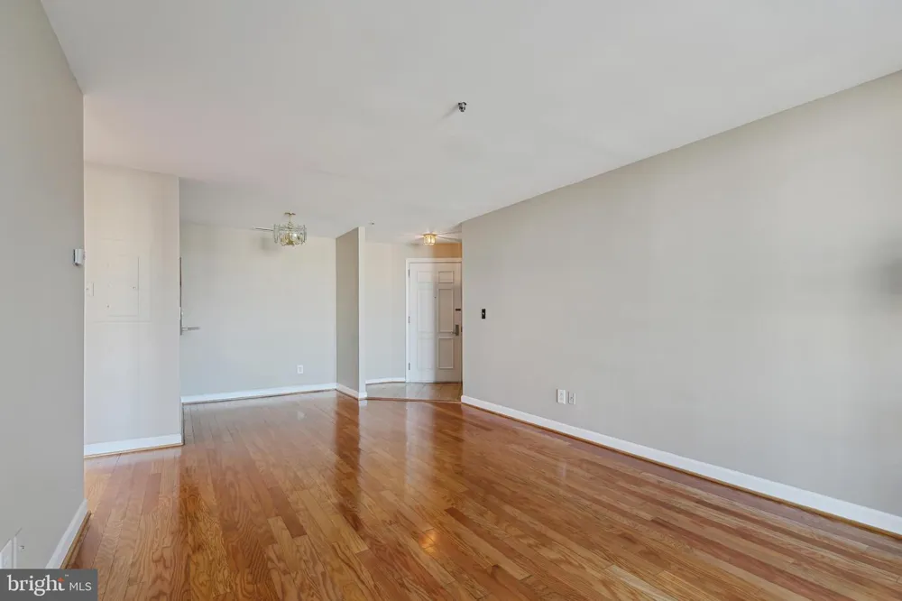 100 HARBORVIEW DRIVE #307 Baltimore, MD 21230