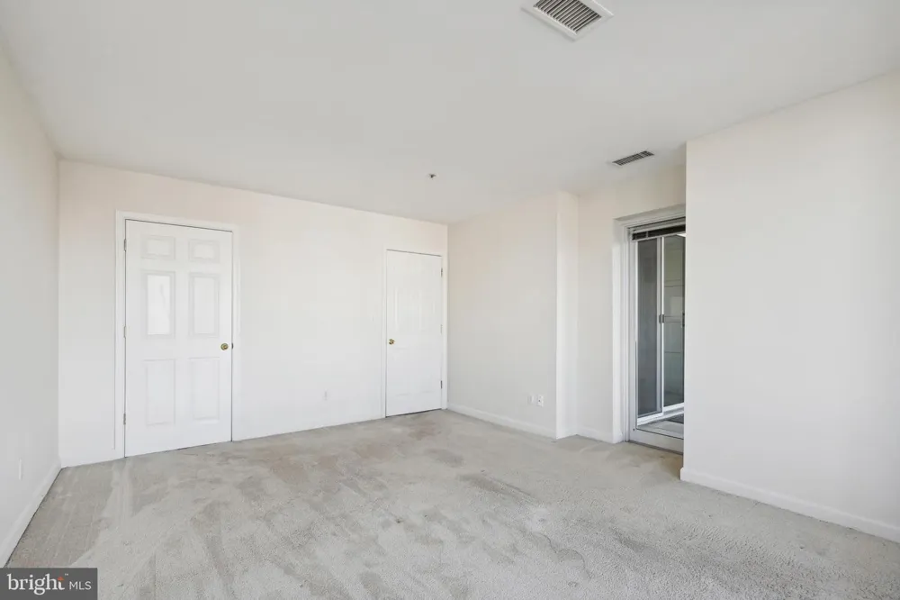 100 HARBORVIEW DRIVE #307 Baltimore, MD 21230