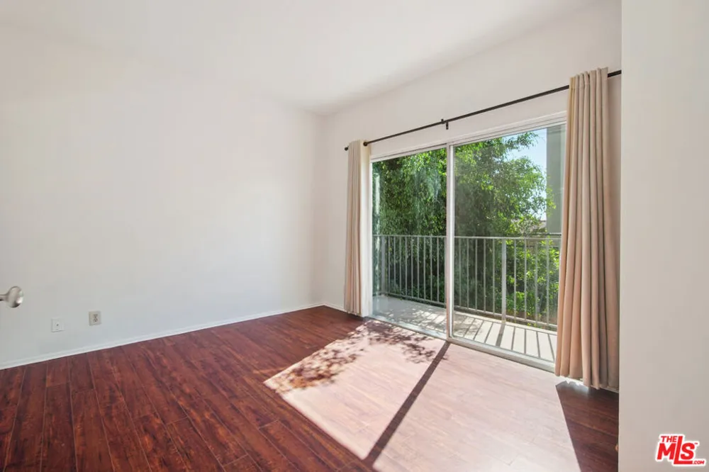 937 Wilcox Avenue #7 Los Angeles, CA 90038