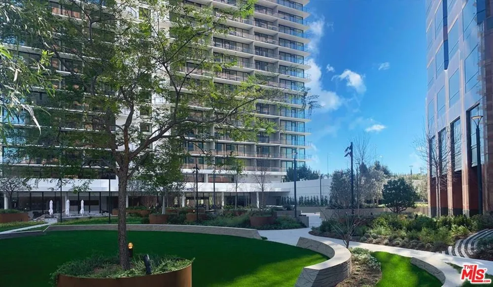 11750 Wilshire Boulevard #1804 Los Angeles, CA 90025