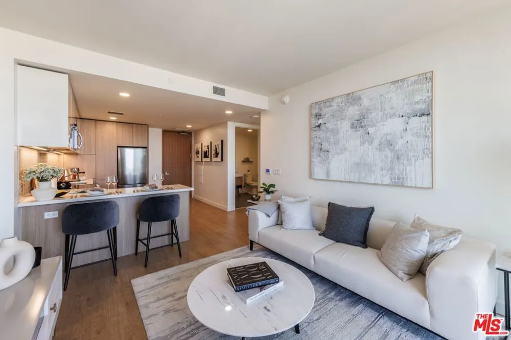 11750 Wilshire Boulevard #1804 Los Angeles, CA 90025
