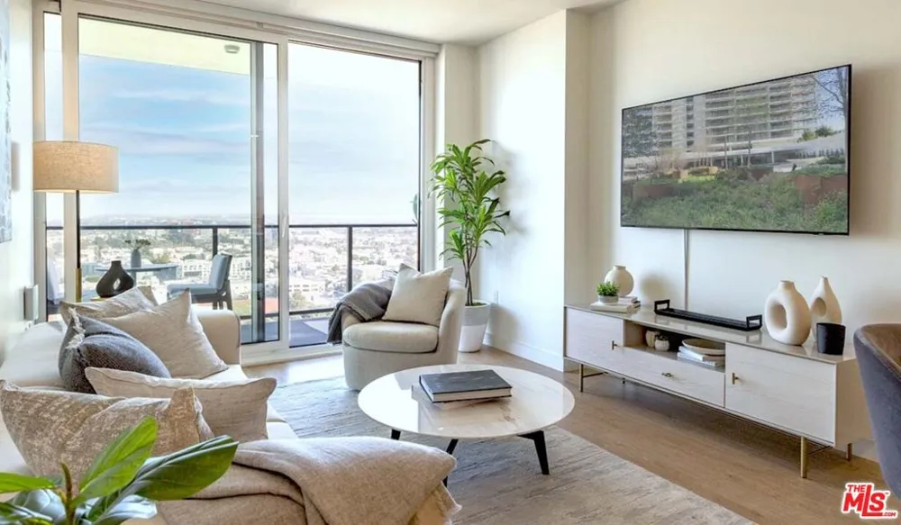 11750 Wilshire Boulevard #1804 Los Angeles, CA 90025