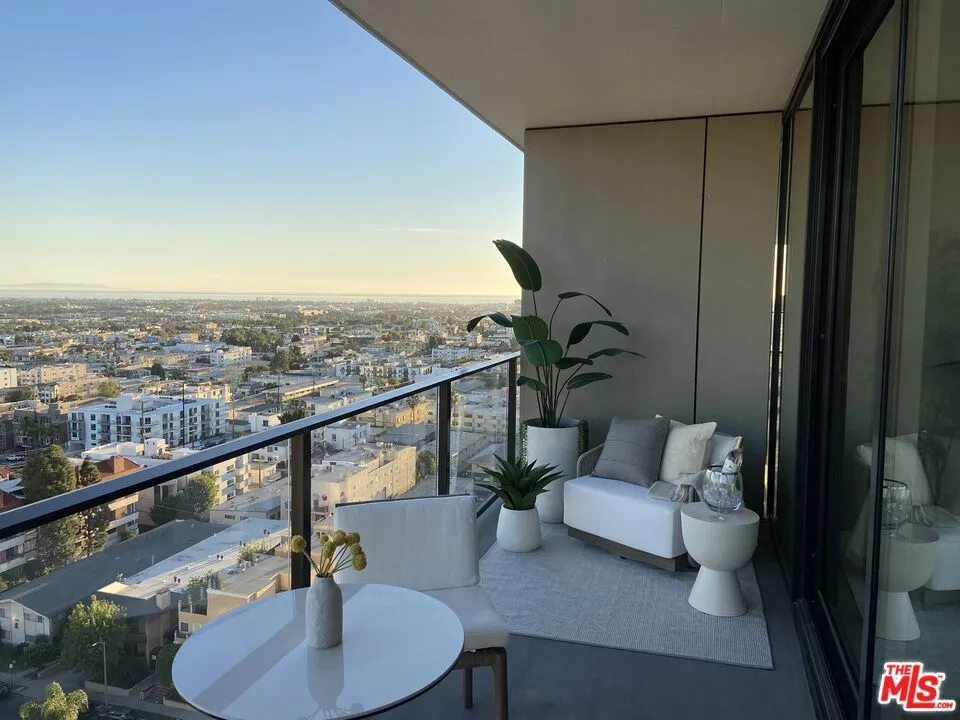 11750 Wilshire Boulevard #1804 Los Angeles, CA 90025