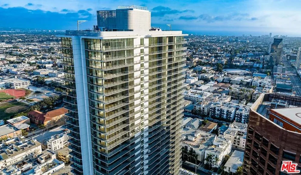 11750 Wilshire Boulevard #1804 Los Angeles, CA 90025