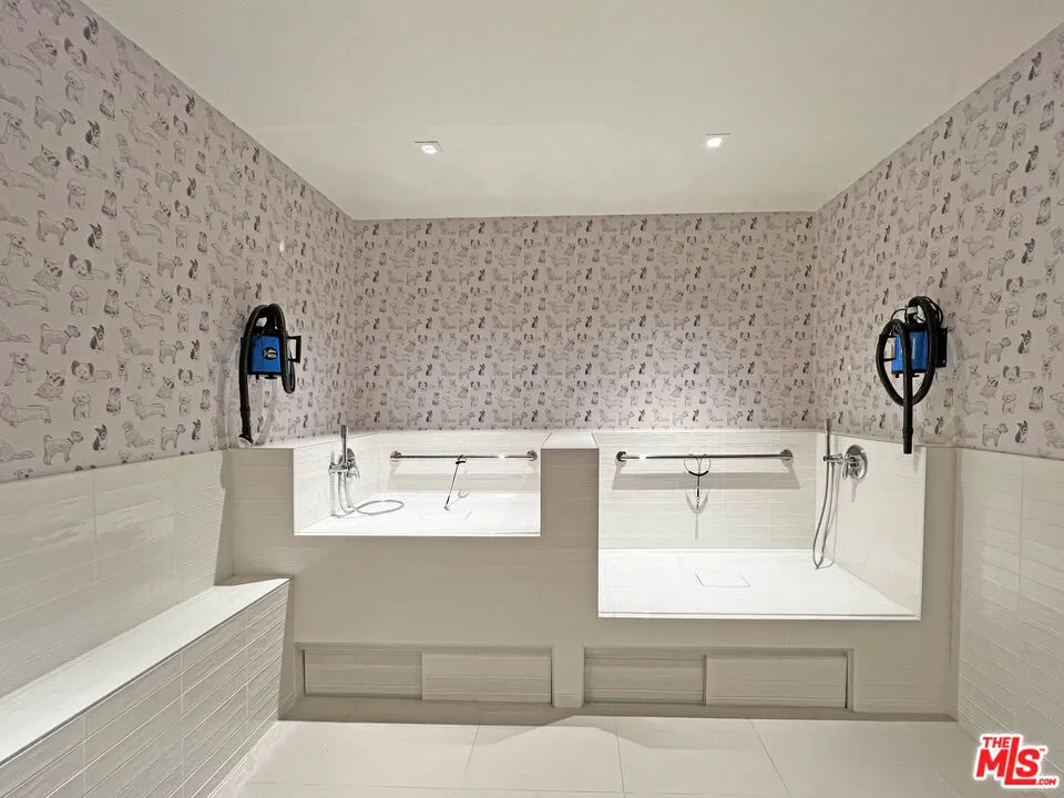 11750 Wilshire Boulevard #1804 Los Angeles, CA 90025