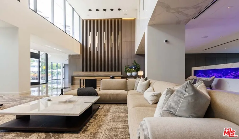 11750 Wilshire Boulevard #1804 Los Angeles, CA 90025
