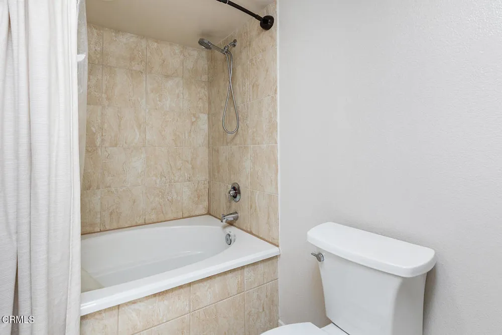 300 S Mentor Avenue #8 Pasadena, CA 91106