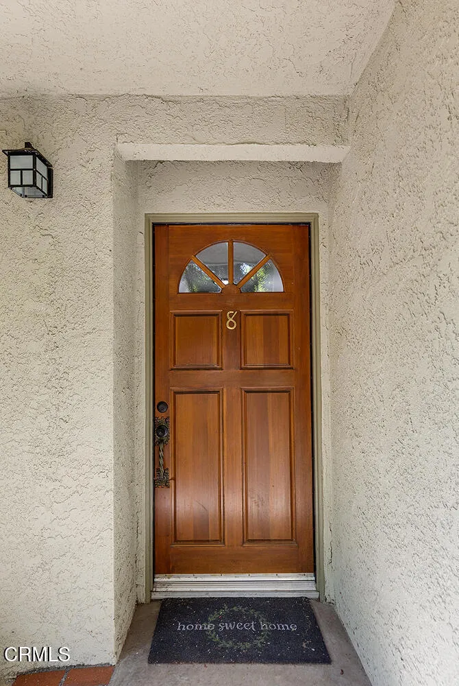 300 S Mentor Avenue #8 Pasadena, CA 91106