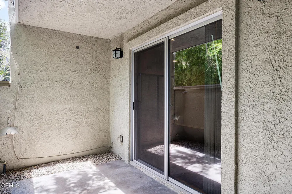 300 S Mentor Avenue #8 Pasadena, CA 91106
