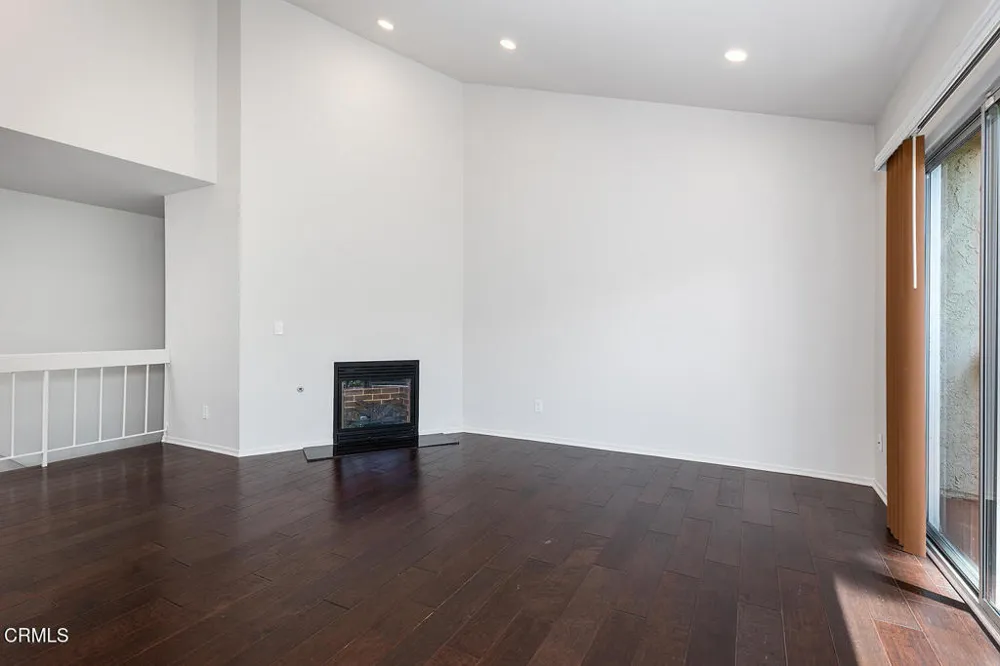 300 S Mentor Avenue #8 Pasadena, CA 91106