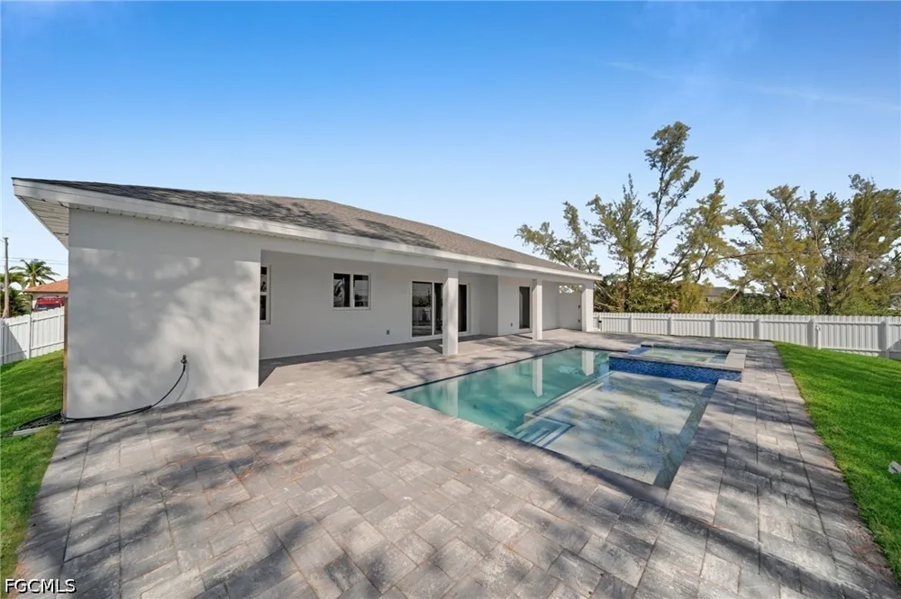 NW 40th Place Cape Coral, FL 33993