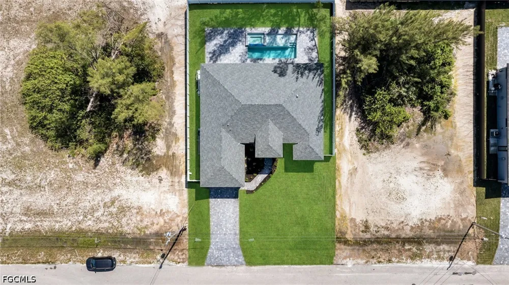NW 40th Place Cape Coral, FL 33993