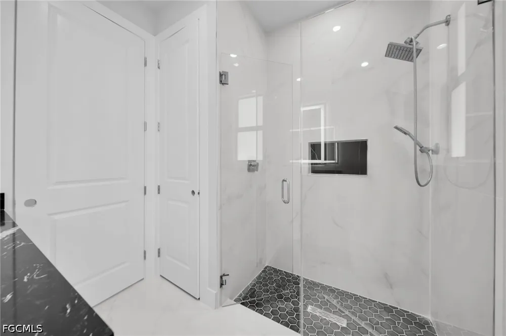 NW 40th Place Cape Coral, FL 33993