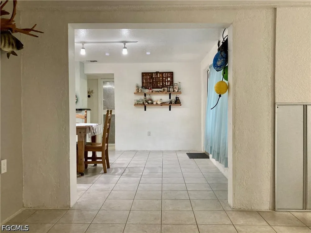 DARST AVENUE Punta Gorda, FL 33950
