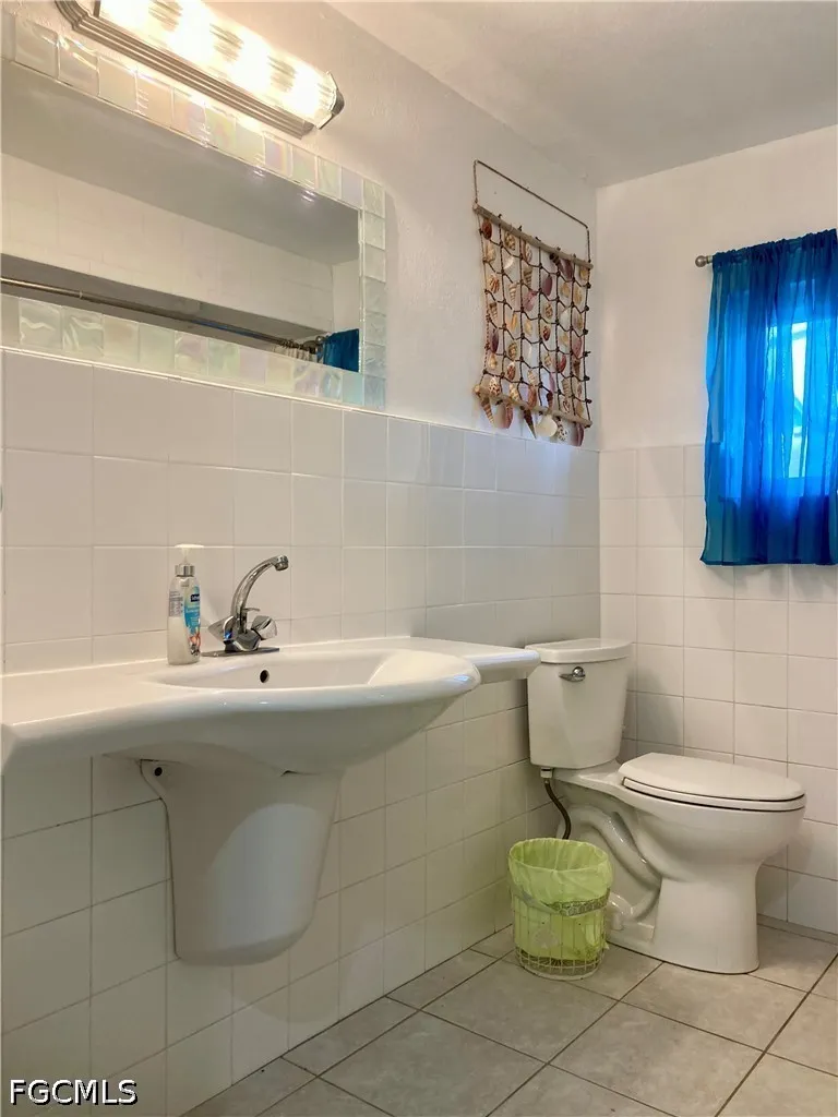 DARST AVENUE Punta Gorda, FL 33950