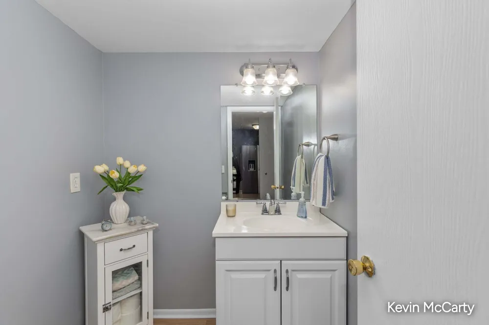 6247 Acropolis Drive SE #29 Grand Rapids, MI 49546