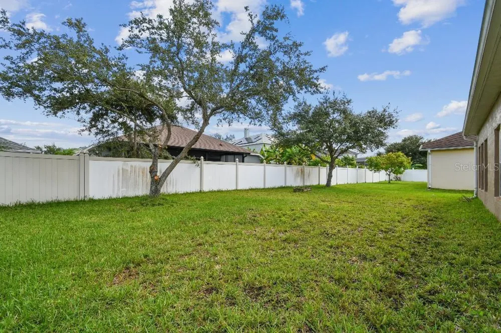 17831 GOLDEN LEAF LANE Orlando, FL 32820