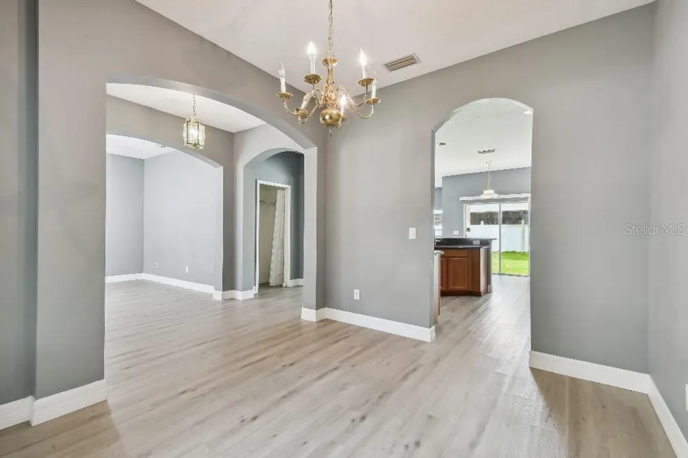 17831 GOLDEN LEAF LANE Orlando, FL 32820