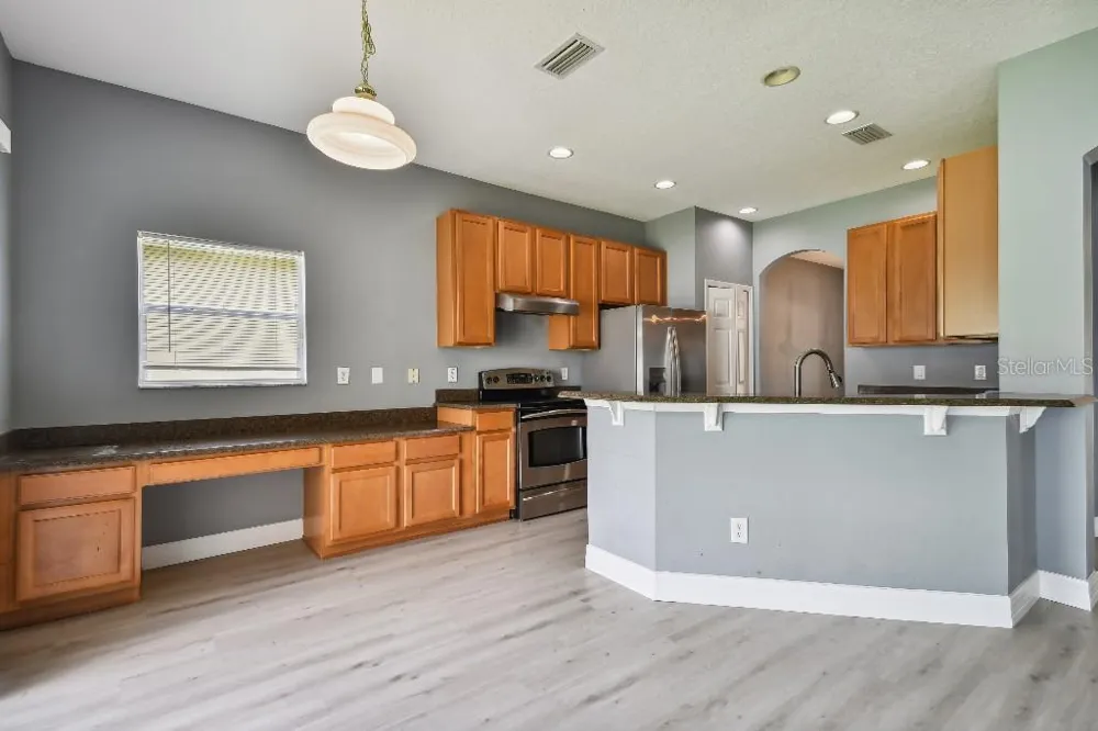 17831 GOLDEN LEAF LANE Orlando, FL 32820