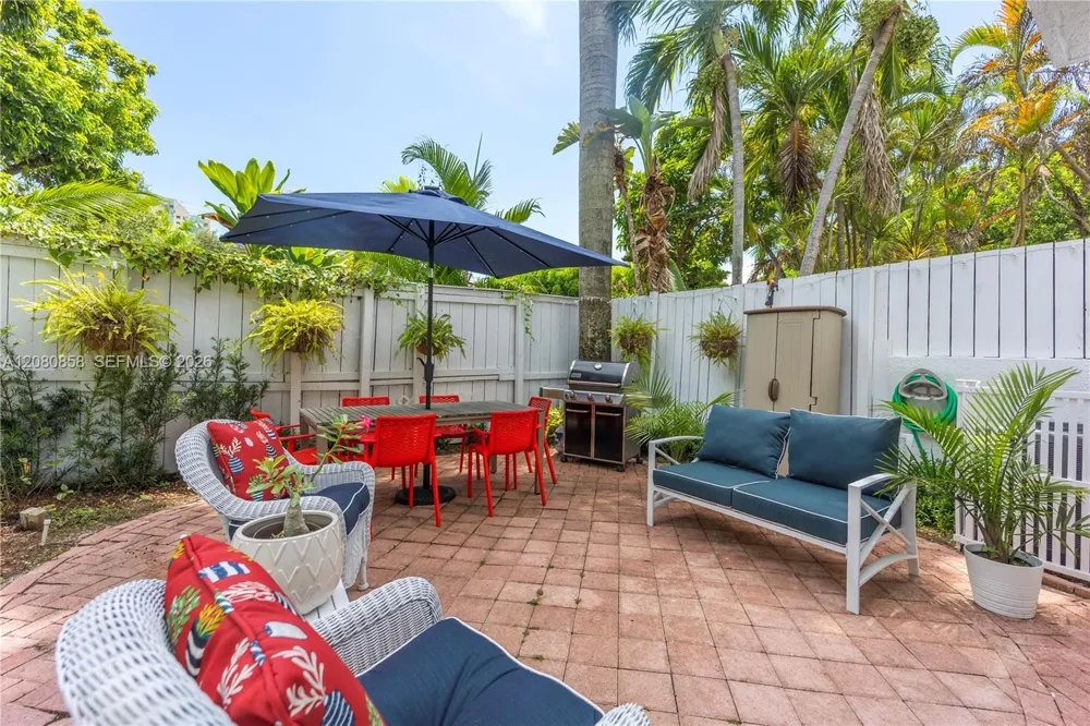 2660 Bird Ave #7 Miami, FL 33133