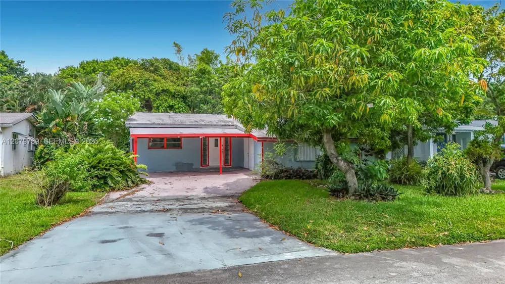 5661 Allen St Hollywood, FL 33021