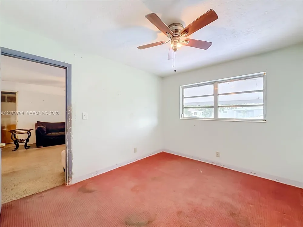 5661 Allen St Hollywood, FL 33021