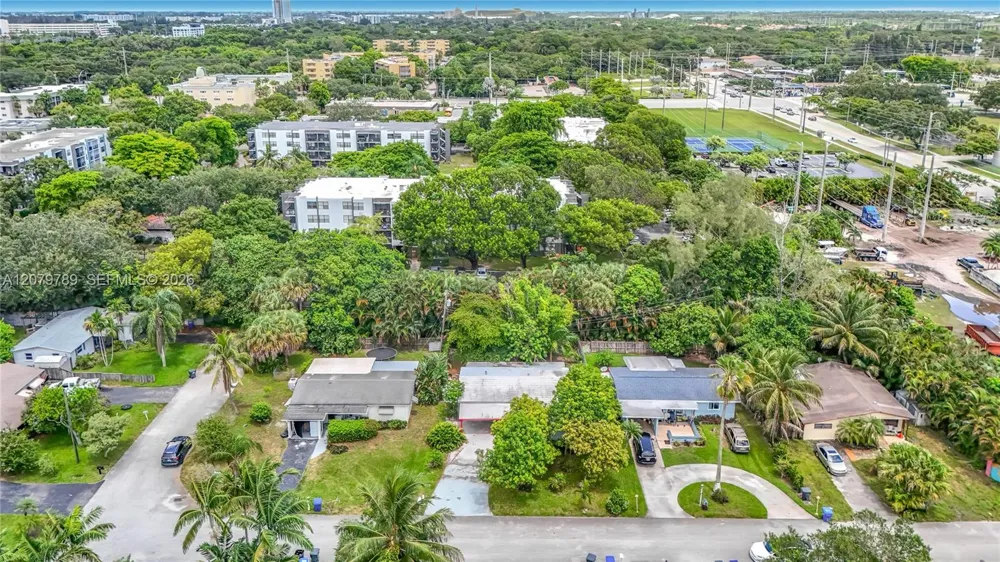 5661 Allen St Hollywood, FL 33021