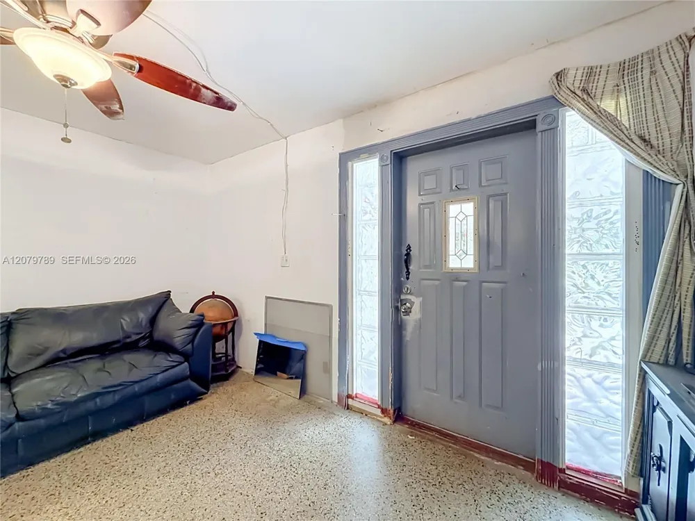5661 Allen St Hollywood, FL 33021