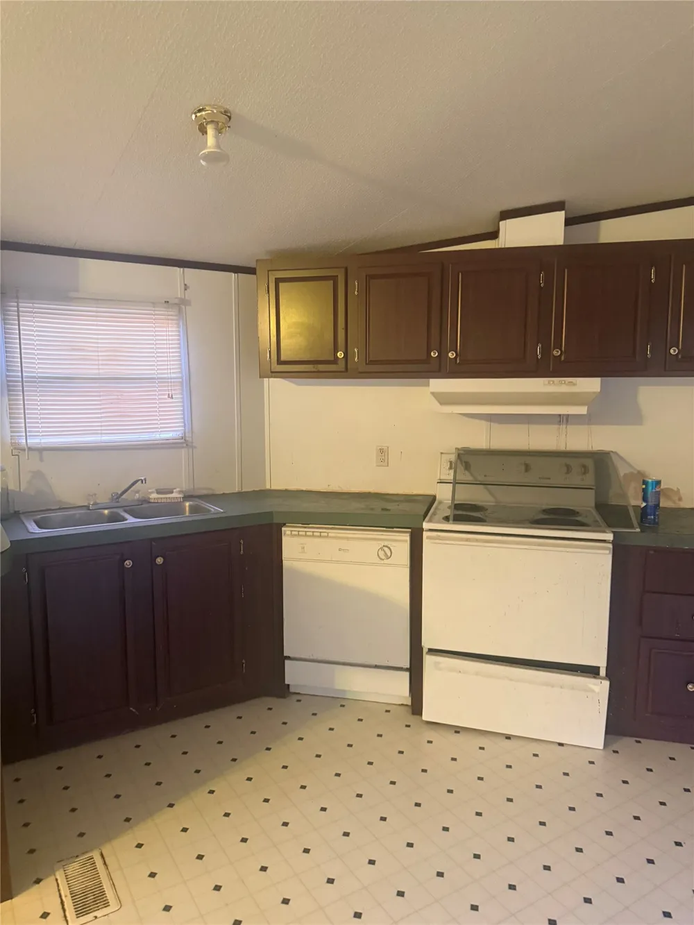14038 Bridge Madill, OK 73446