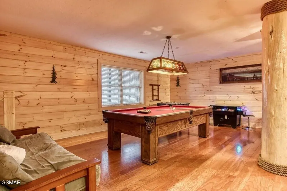 1170 Lower Alpine Way Gatlinburg, TN 37738