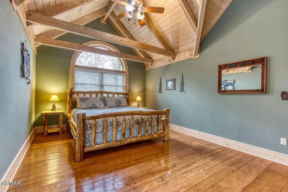 1170 Lower Alpine Way Gatlinburg, TN 37738