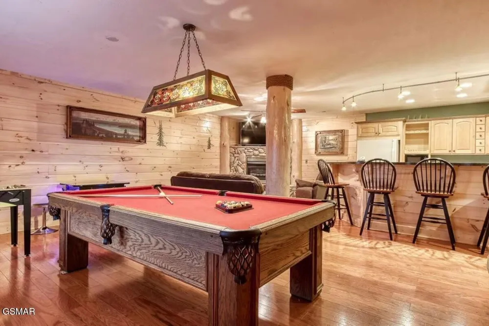 1170 Lower Alpine Way Gatlinburg, TN 37738