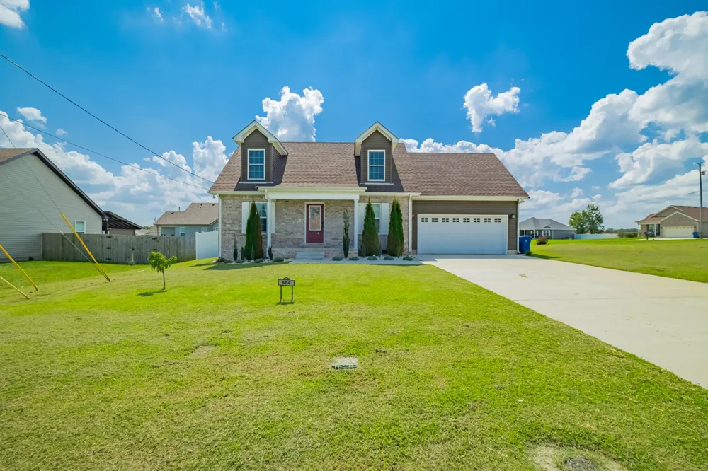 664 Ridge St Manchester, TN 37355