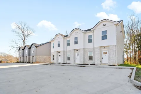 1660 Golf Club Ln #E