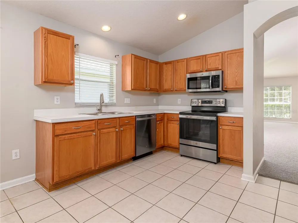 25342 LEXINGTON OAKS BOULEVARD Wesley Chapel, FL 33544