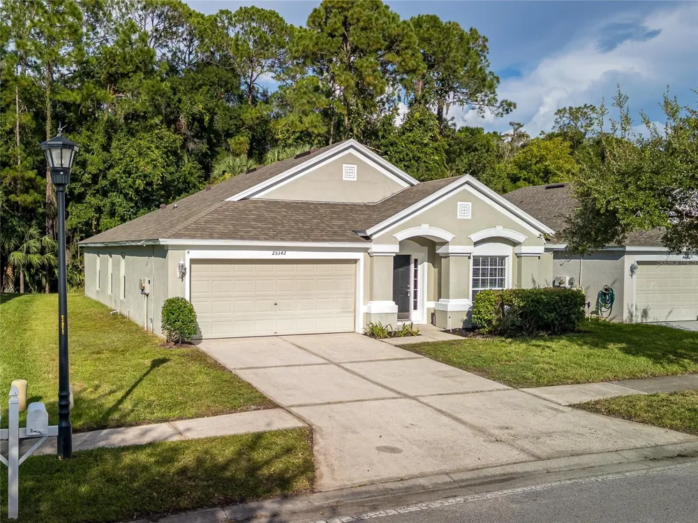 25342 LEXINGTON OAKS BOULEVARD Wesley Chapel, FL 33544