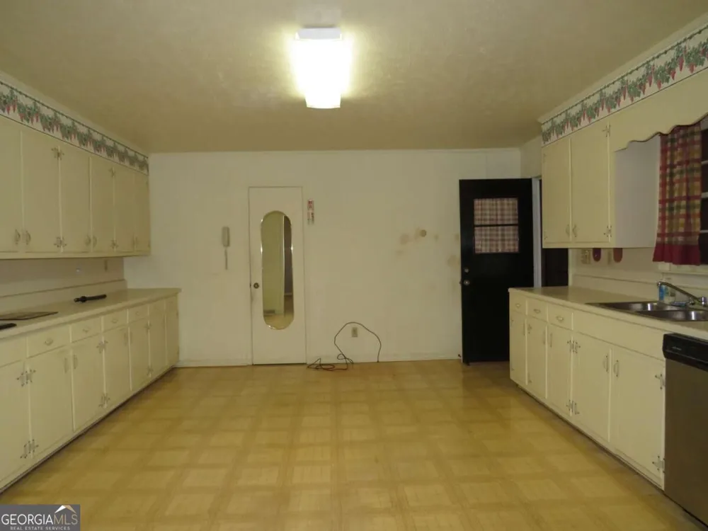30 Rome Rd SW Cave Spring, GA 30124