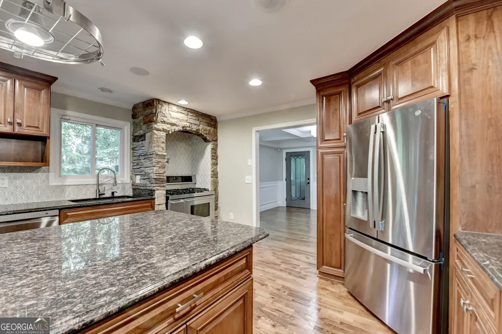 975 Timber Lake TRL Cumming, GA 30041
