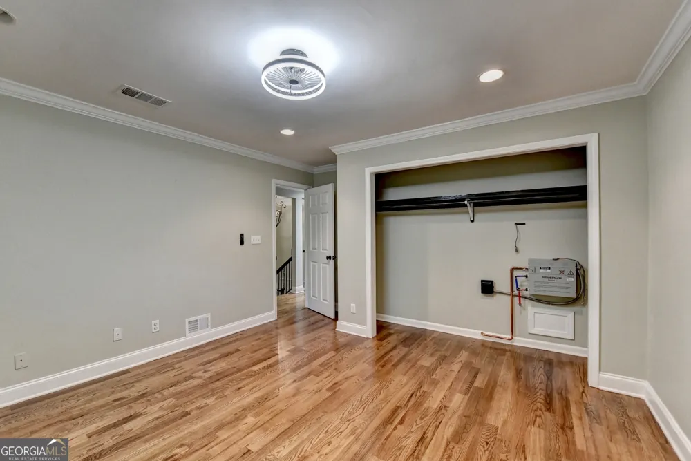 975 Timber Lake TRL Cumming, GA 30041