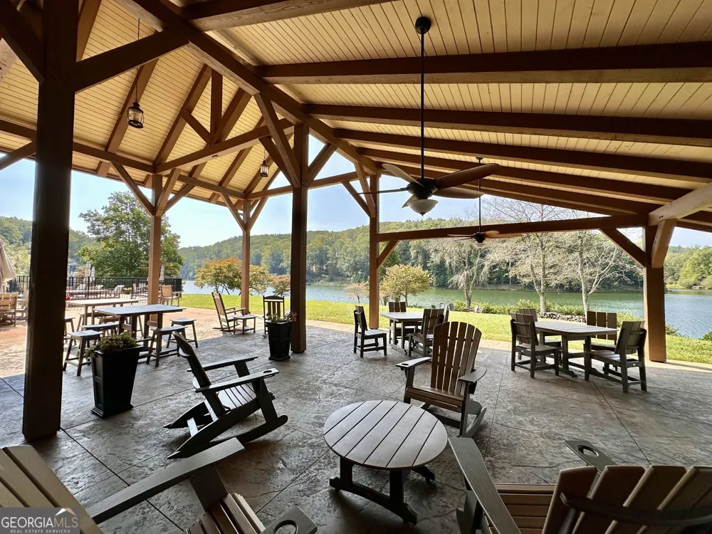 29 Forked Leaf RD Cleveland, GA 30528