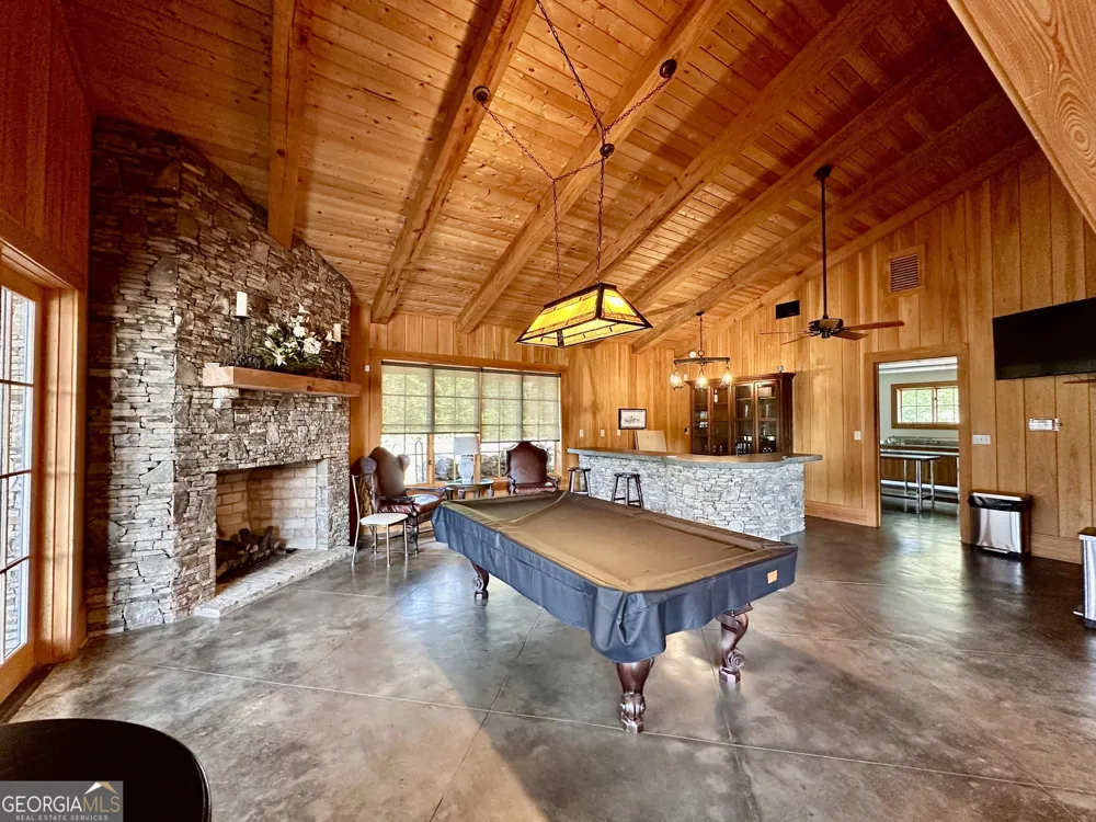 29 Forked Leaf RD Cleveland, GA 30528