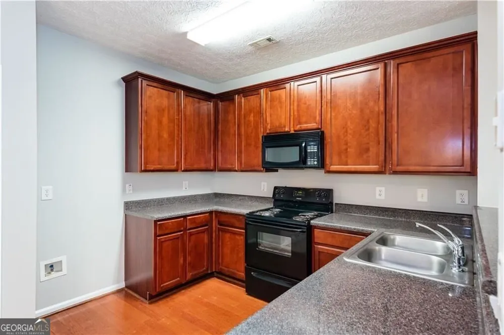 4283 High Park LN East Point, GA 30344