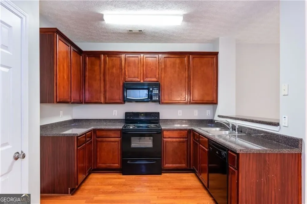 4283 High Park LN East Point, GA 30344
