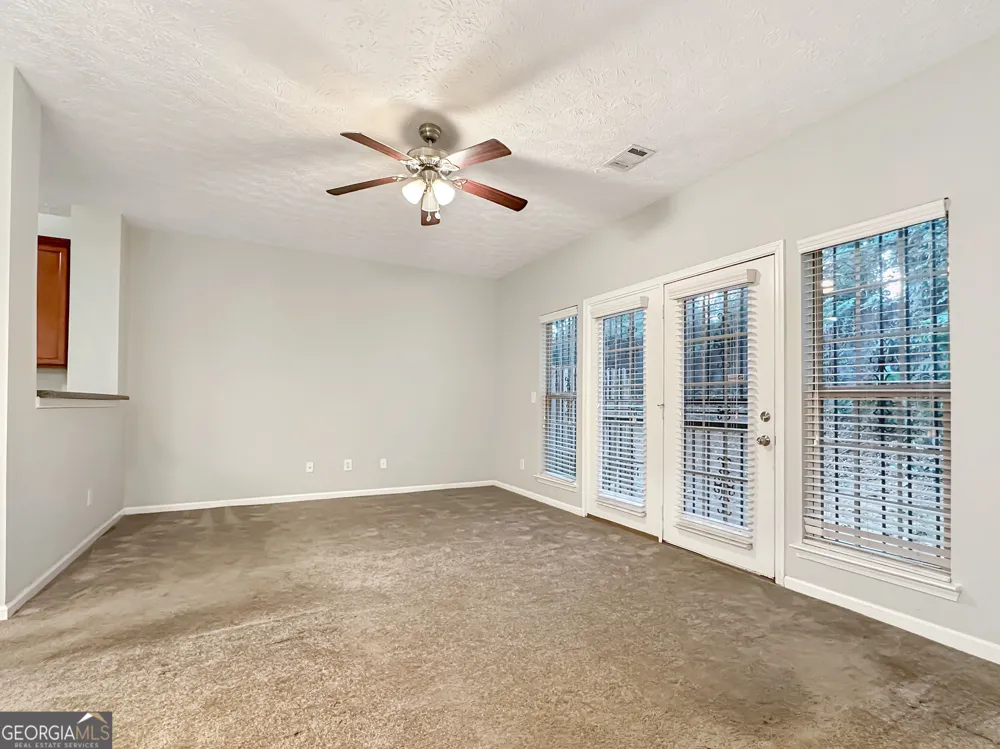 4283 High Park LN East Point, GA 30344