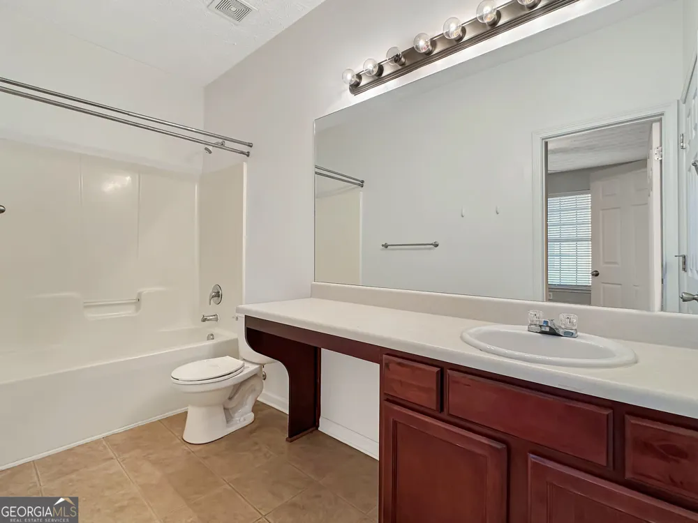4283 High Park LN East Point, GA 30344