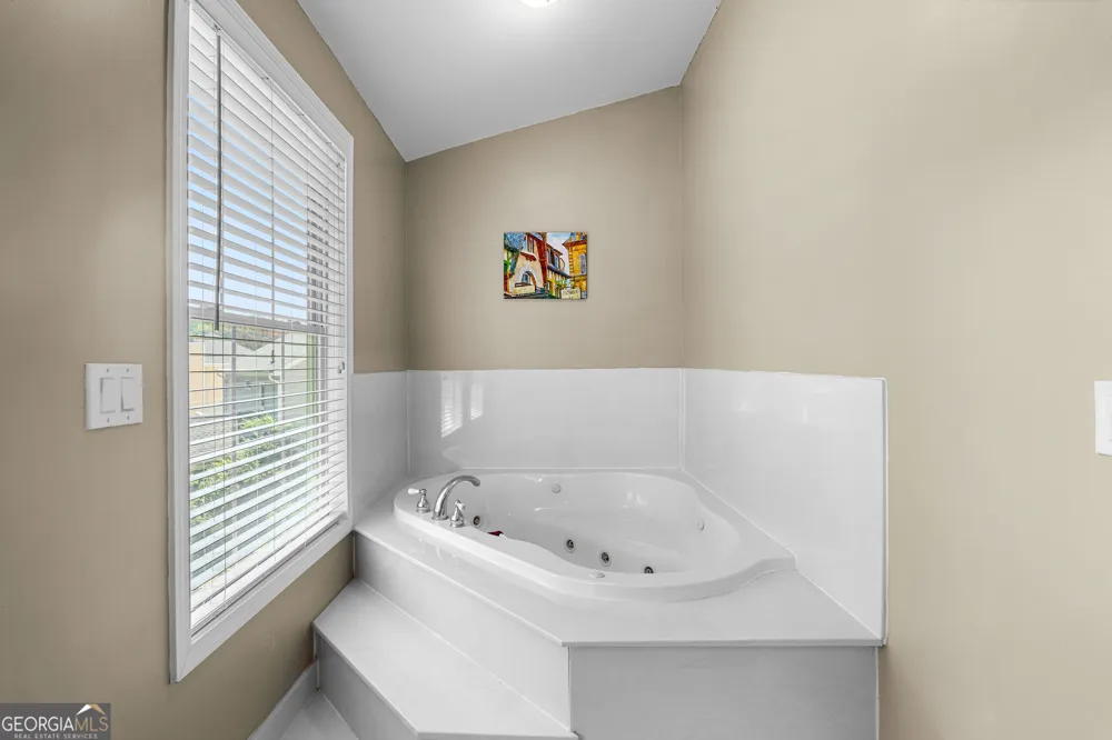 101 Warmstone PATH Peachtree City, GA 30269