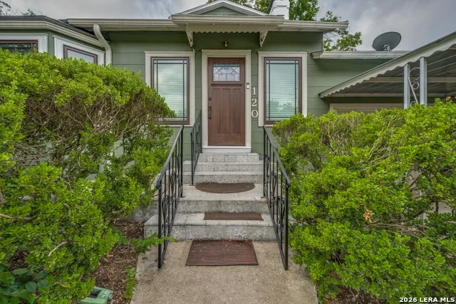 120 Alta Ave San Antonio, TX 78209
